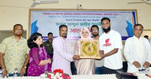 বিশ্বনাথে ‘আন্তর্জাতিক পর্যায়ে ১ম স্বর্ণজয়ী শাটলার’ তানভীর সংবর্ধিত