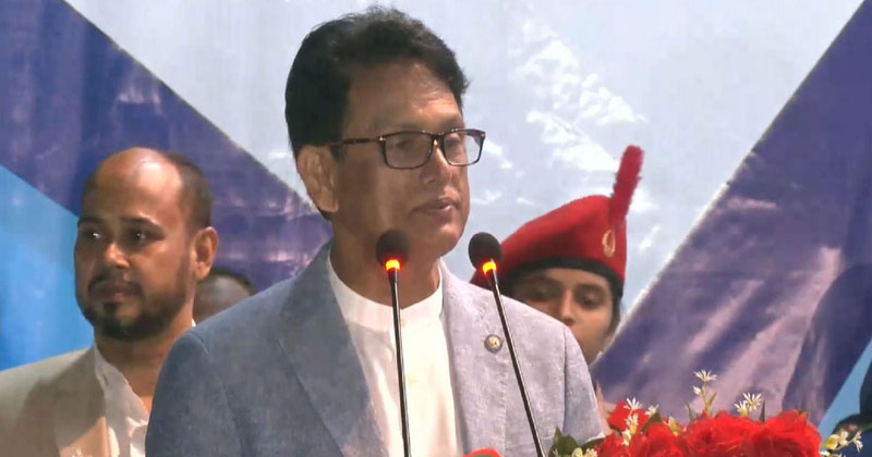 অনলাইন ক্লাস না চাইলেও বিশ্ব বাস্তবতায় এগোতে হবে