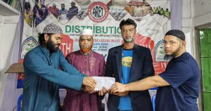 বিশ্বনাথে আর রাহমান এডুকেশন ট্রাস্টের উদ্যোগে গৃহ নির্মাণে নগদ অর্থ বিতরণ